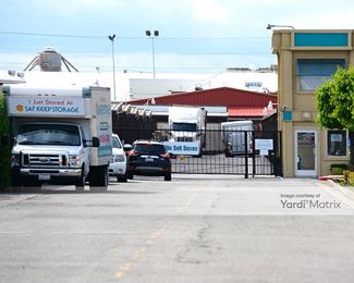Photo 2 of Saf Keep Storage - 655 Marina Blvd, San Leandro, CA