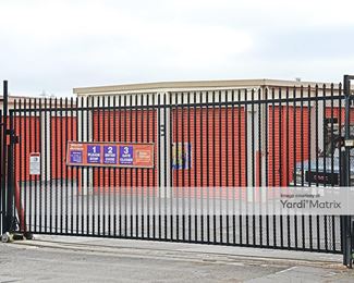 Photo 2 of Public Storage - 6201 San Leandro Street, Oakland, CA