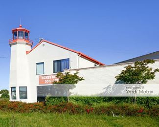 Photo 4 of Public Storage - 2525 Whipple Road, Hayward, CA