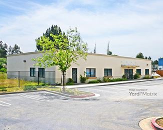Photo 2 of Public Storage - 2497 Grove Way, Castro Valley, CA
