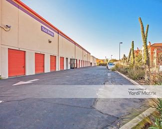 Photo 4 of Public Storage - 888 South Fair Oaks Avenue, Pasadena, CA
