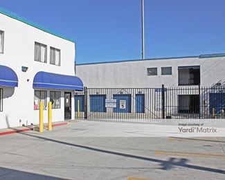 Photo 2 of Huntington Park Self Storage - 5961 Santa Fe Avenue, Huntington Park, CA