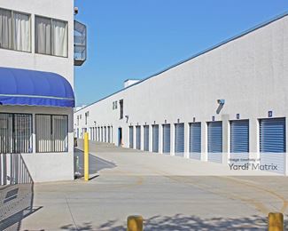 Photo 3 of Huntington Park Self Storage - 5961 Santa Fe Avenue, Huntington Park, CA
