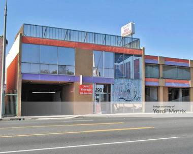 Storage Units for Rent available at 2901 East Pacific Coast Hwy, Signal Hill, CA 90755
