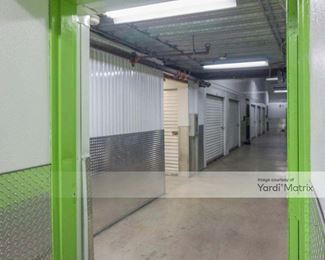 Photo 2 of Extra Space Storage - 700 East Slauson Avenue, Los Angeles, CA