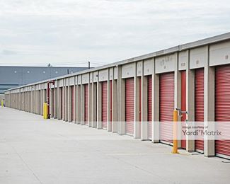 Photo 3 of StoragePRO of Oakland - 8855 San Leandro Street, Oakland, CA