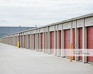 Storage Units for Rent available at 8855 San Leandro Street, Oakland, CA 94621