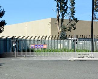 Photo 2 of Public Storage - 33476 Alvarado Niles Road, Union City, CA
