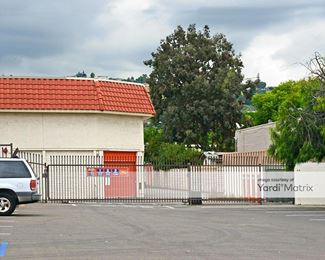 Photo 3 of Public Storage - 15984 East 14th Street, San Leandro, CA