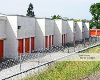 Photo 4 of Public Storage - 21655 Redwood Road, Castro Valley, CA