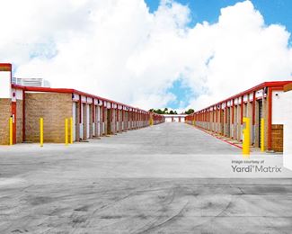 Photo 2 of StorAmerica Self Storage - 8620 West Northern Avenue, Peoria, AZ