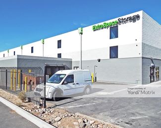 Photo 3 of Extra Space Storage - 2525 North Tucson Blvd, Tucson, AZ