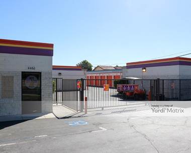 Storage Units for Rent available at 4460 Del Amo Blvd, Torrance, CA 90503