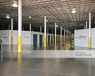 Photo 4 of Price Self Storage - 3430 South La Brea Avenue, West Los Angeles, CA