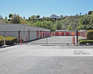 Photo 2 of Public Storage - 18650 Via Princessa, Santa Clarita, CA