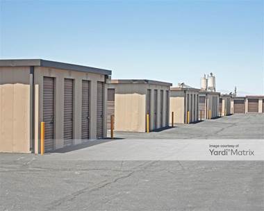 Storage Units for Rent available at 825 West Avenue L12, Lancaster, CA 93534