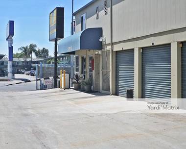 Storage Units for Rent available at 8516 Sepulveda Blvd, North Hills, CA 91343