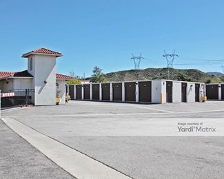 Photo 2 of Golden Triangle Self Storage - 20800 Golden Triangle Road, Santa Clarita, CA