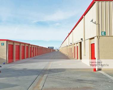 Storage Units for Rent available at 38963 North Sierra Hwy, Palmdale, CA 93550