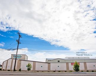 Photo 6 of Montgomery Self Storage - 183 Montgomery Avenue, Oxnard, CA
