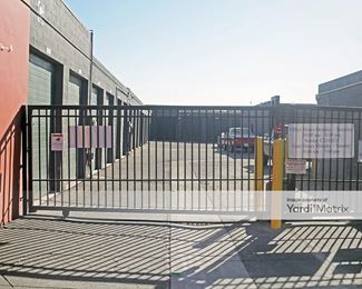 Photo 2 of 702Storage - 3851 Pennwood Avenue, Las Vegas, NV