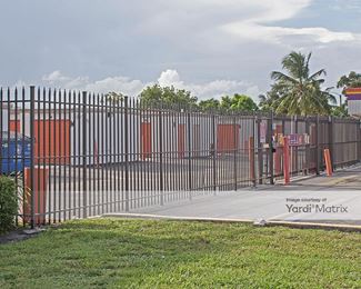 Photo 2 of Public Storage - 6800 West 4th Avenue, Hialeah, FL
