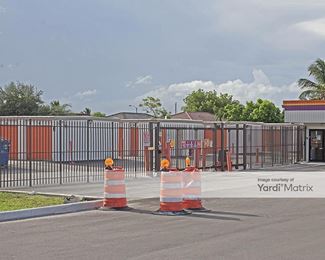 Photo 3 of Public Storage - 6800 West 4th Avenue, Hialeah, FL