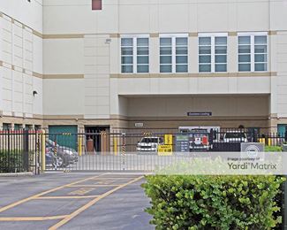 Photo 4 of Extra Space Storage - 2990 West 84th Street, Hialeah, FL