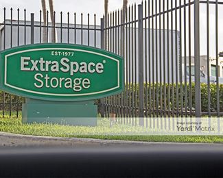 Photo 4 of Extra Space Storage - 13101 NE 16th Avenue, Miami, FL