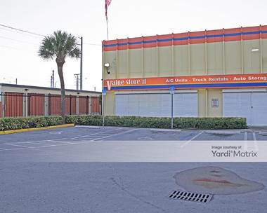 Storage Units for Rent available at 9101 NW 7th Avenue, Miami, FL 33150