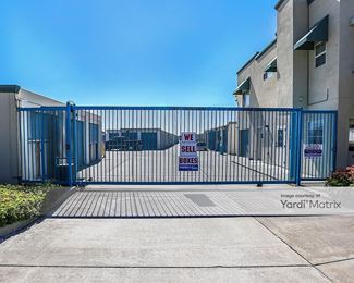 Photo 4 of StorMaster Self Storage - 2750 California Avenue, Pittsburg, CA