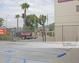 Photo 2 of Public Storage - 10830 Ventura Blvd, Studio City, CA