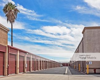 Photo 4 of Storage Etc - 20550 Lassen Street, Chatsworth, CA