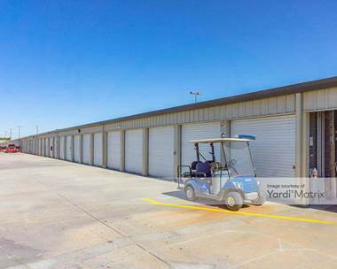 Storage Units for Rent available at 2103 West Avenue J, Lancaster, CA 93536