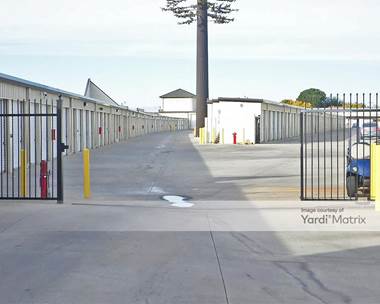 Storage Units for Rent available at 2103 West Avenue J, Lancaster, CA 93536