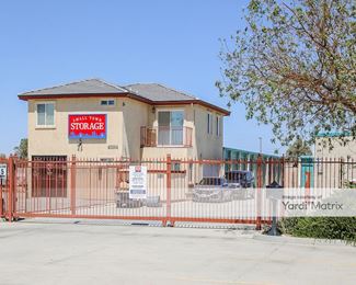 Photo 2 of Small Town Storage - 42034 3rd Street East, Lancaster, CA