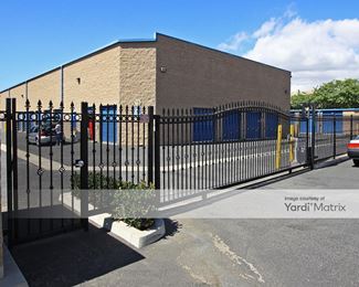 Photo 2 of Ventura Avenue Self Storage - 2261 North Ventura Avenue, Ventura, CA