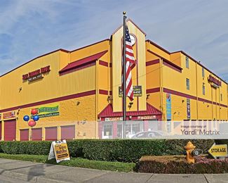 Photo 2 of Everett Storage Depot - 2727 Maple Street, Everett, WA