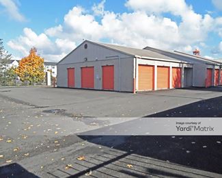 Photo 4 of Public Storage - 8 16th Street NW, Auburn, WA