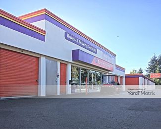Photo 2 of Public Storage - 12465 Northup Way, Bellevue, WA