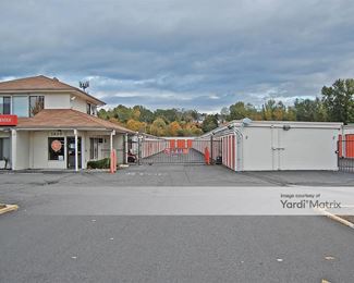 Photo 4 of Public Storage - 3600 East Valley Road, Renton, WA