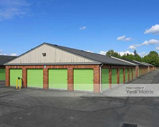 Photo 2 of Extra Space Storage - 1802 A Street SE, Auburn, WA
