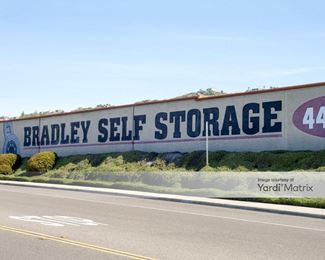 Photo 4 of Bradley Self Storage - 1771 Graves Avenue, El Cajon, CA