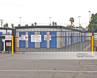 Photo 2 of Super Storage - 415 Olive Avenue, Vista, CA