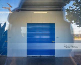 Photo 3 of StorQuest Self Storage - 2150 Hancock Street, San Diego, CA