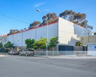 Photo 4 of StorQuest Self Storage - 2150 Hancock Street, San Diego, CA