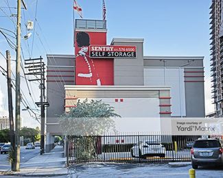 Photo 2 of Sentry Self Storage - 3300 NE 2nd Avenue, Miami, FL