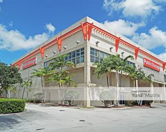 Photo 2 of Public Storage - 18400 NW 57th Avenue, Miami Gardens, FL