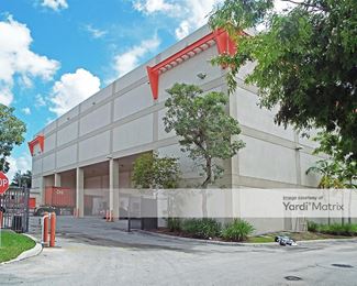 Photo 3 of Public Storage - 18400 NW 57th Avenue, Miami Gardens, FL