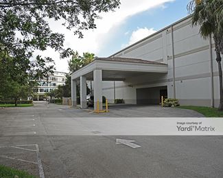 Photo 2 of Public Storage - 9600 NW 40th Street Road, Doral, FL
